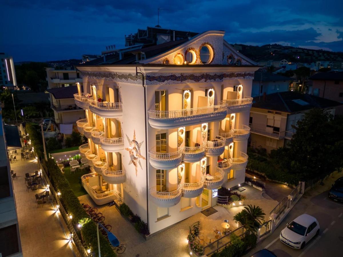 Residence Anchisemare Alba Adriatica Exterior photo