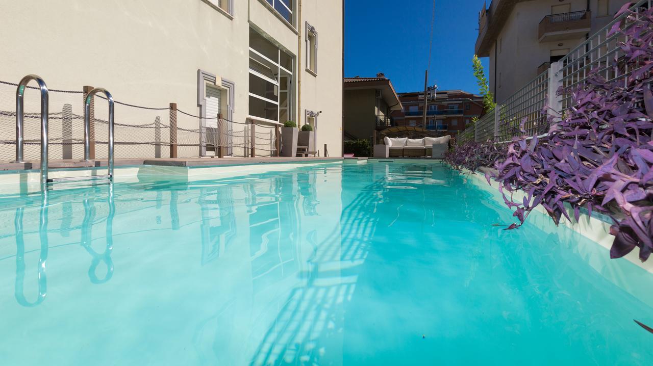 Residence Anchisemare Alba Adriatica Exterior photo